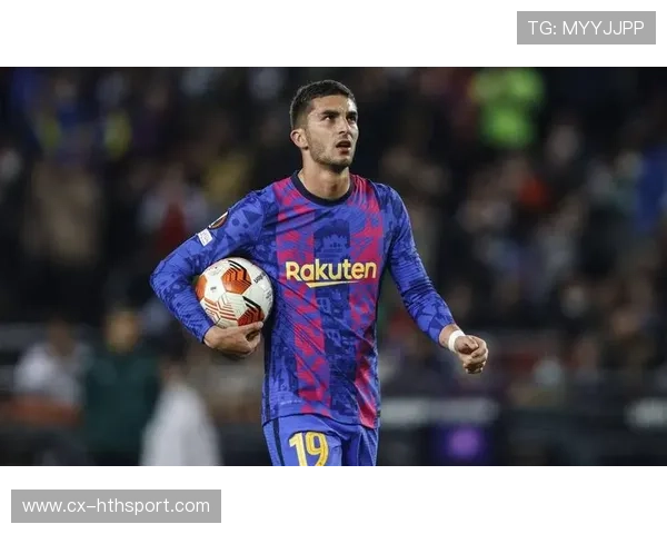 费兰托雷斯连续停球调整制造关键机会，巴萨进攻端保持高效